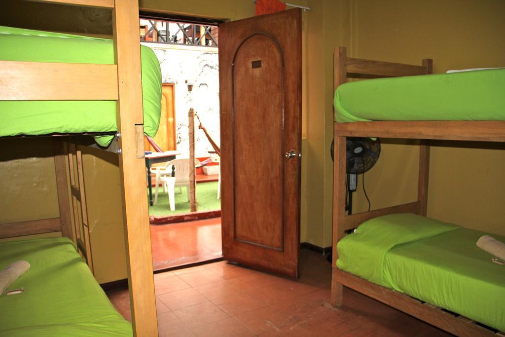 The House Project Backpackers Lima Habitación foto